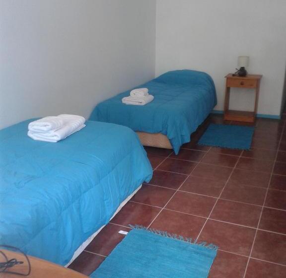 家庭间, Hostal Casa Azul