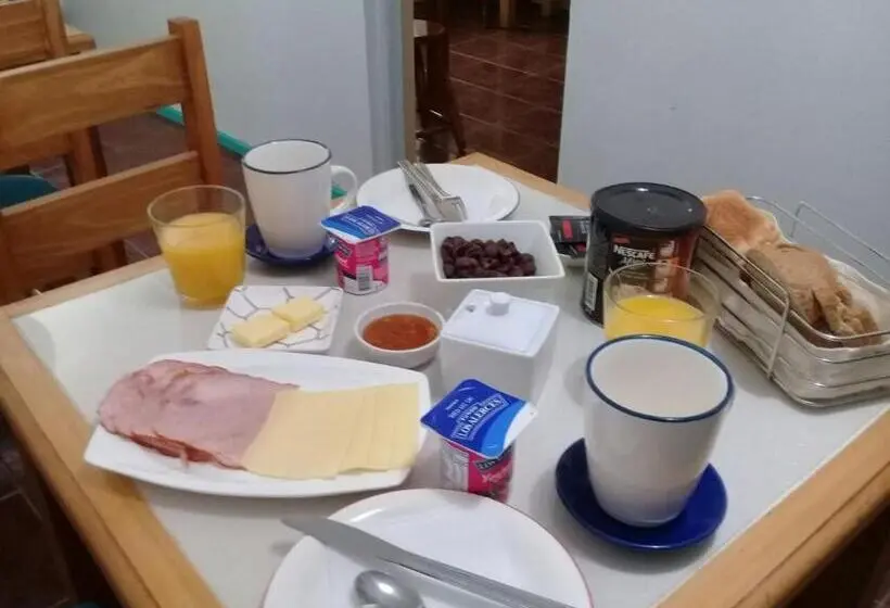 اتاق خانوادگی, Hostal Casa Azul