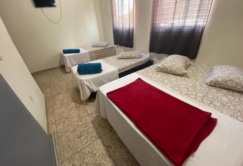 패밀리 룸, Pousada Mãe Padroeira