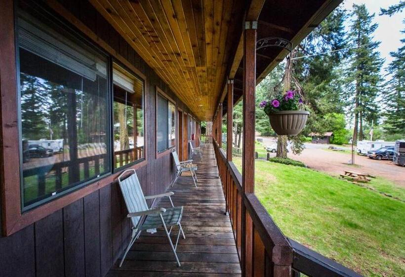 Номер Стандарт с Балконом, Crater Lake Gateway Rocky Point Resort