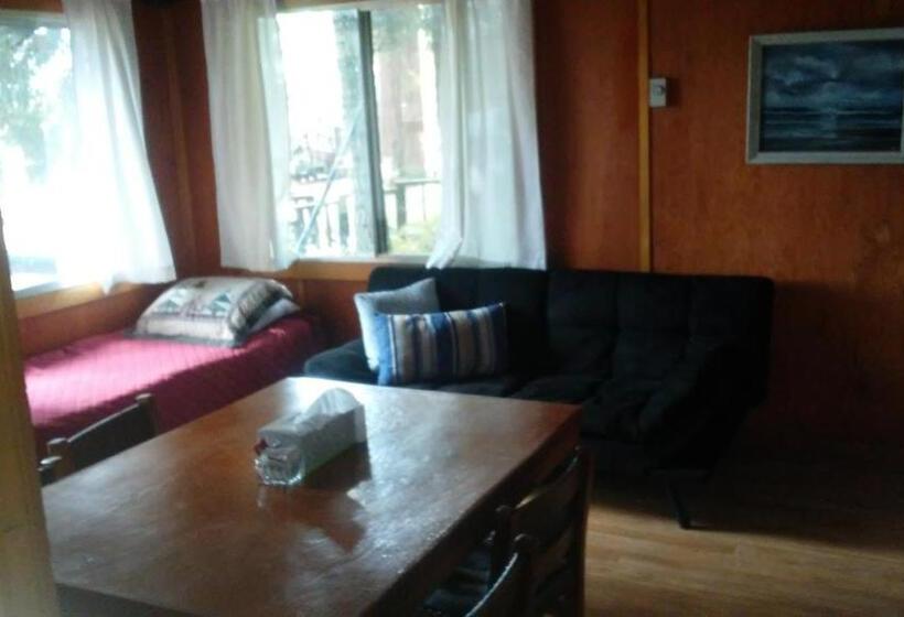 Шале 1 Спальня, Crater Lake Gateway Rocky Point Resort