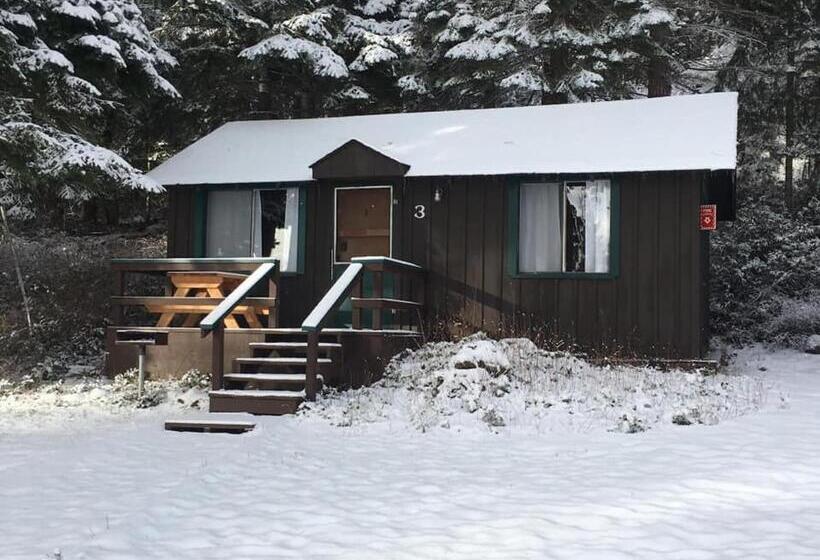 Шале 1 Спальня, Crater Lake Gateway Rocky Point Resort