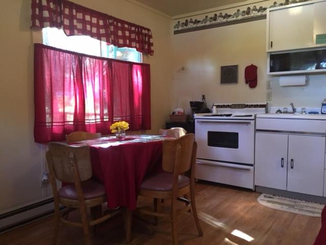 Шале 1 Спальня, Crater Lake Gateway Rocky Point Resort