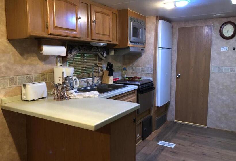 Номер Стандарт, Crater Lake Gateway Rocky Point Resort