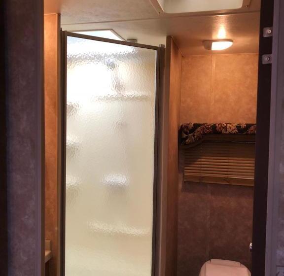 Номер Стандарт, Crater Lake Gateway Rocky Point Resort