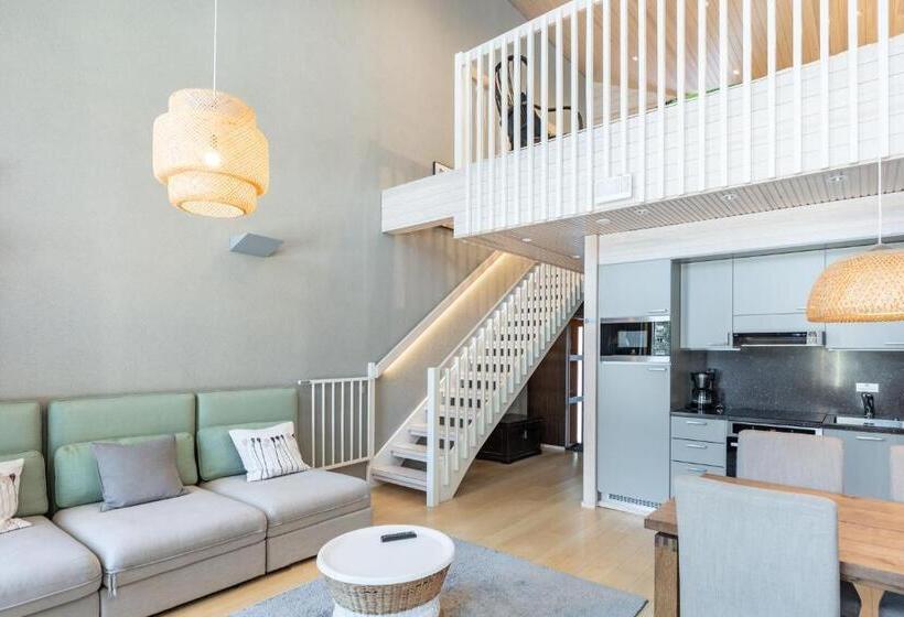 キャビン, Nova Skyland