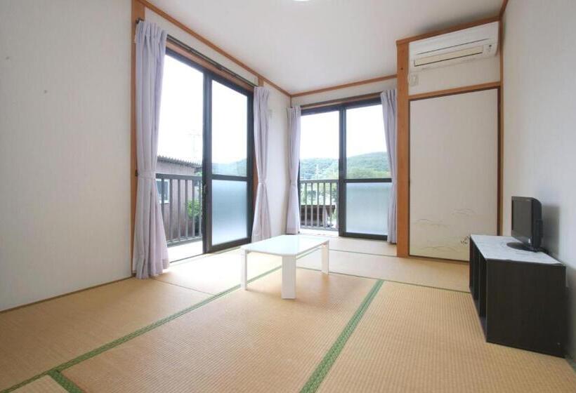 اتاق استاندارد, Minshuku Tsurinoie