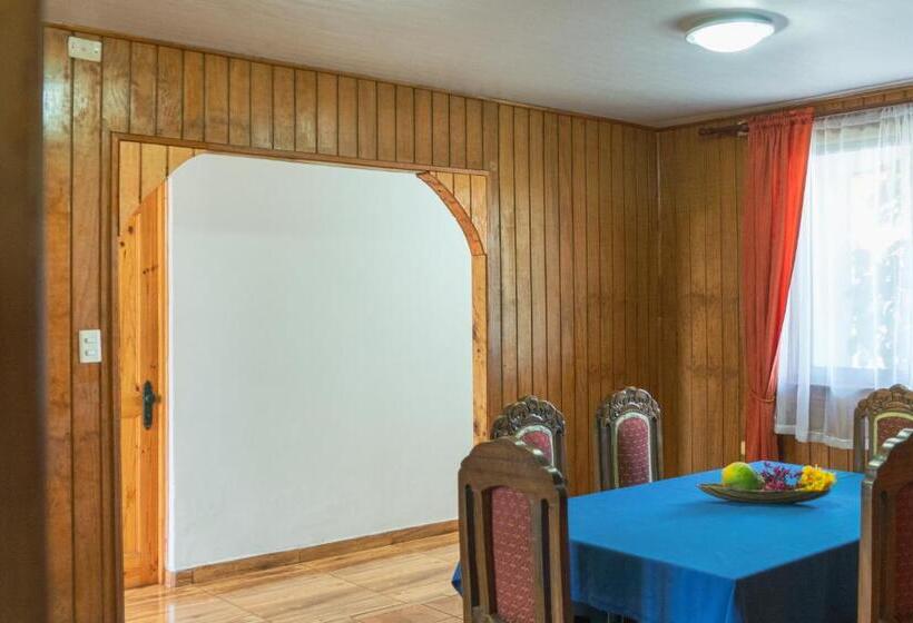 חדר בסיסי לשלושה, Hostal Y Cabañas Aorangi