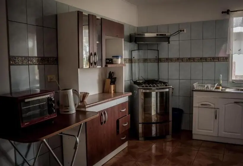 ベーシックトリプルルーム, Hostal Y Cabañas Aorangi