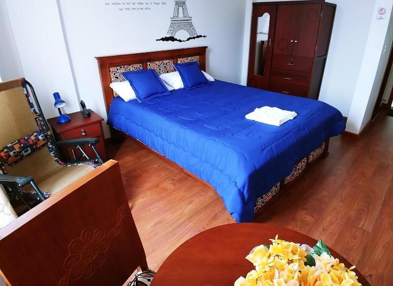 Студия Стандарт, Hostal Arauco