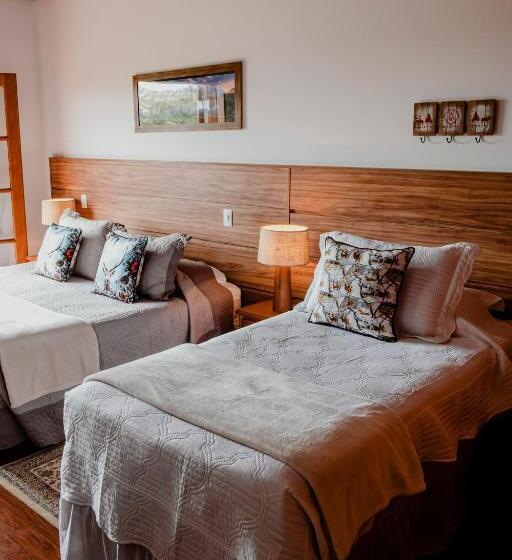 غرفة قياسية ثلاثية مزودة بشرفة, Ville De France