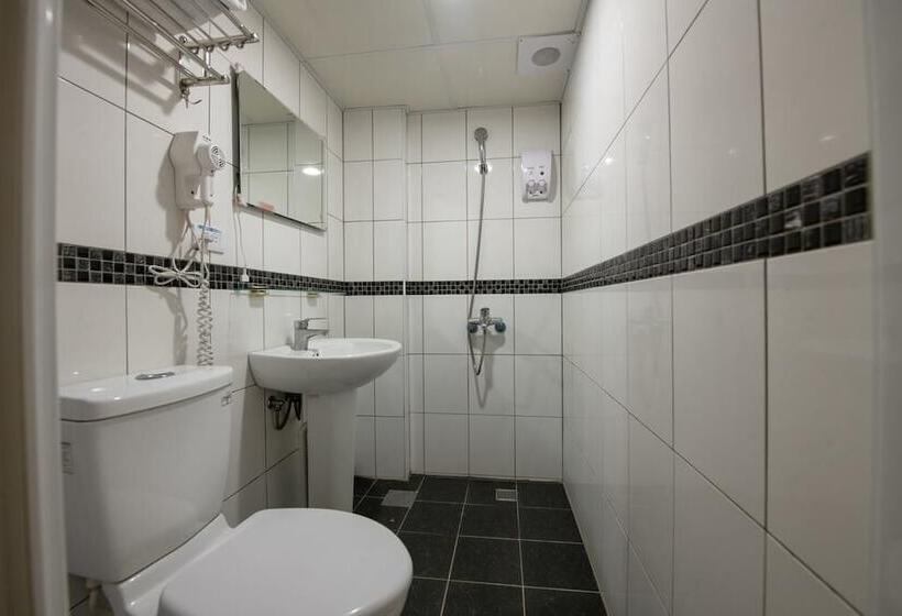 اتاق استاندارد سه نفره, England Vacation