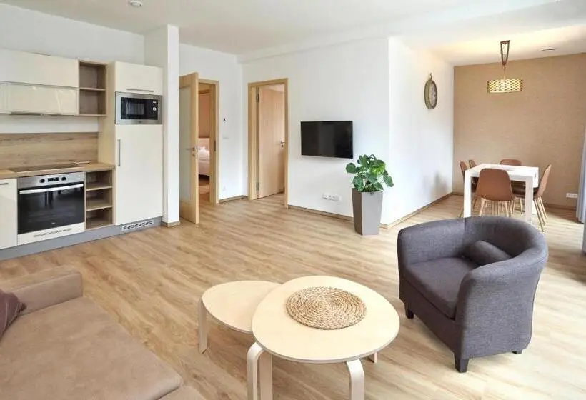 آپارتمان 2 خوابه, Apartmány Terasy Café