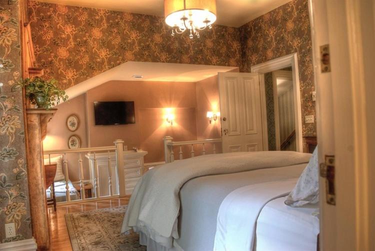 Люкс Повышенной Комфортности, The Foxglove Inn