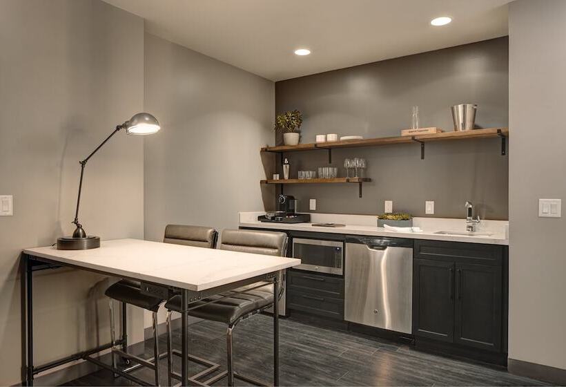 غرفة قياسية, Archer Hotel Florham Park