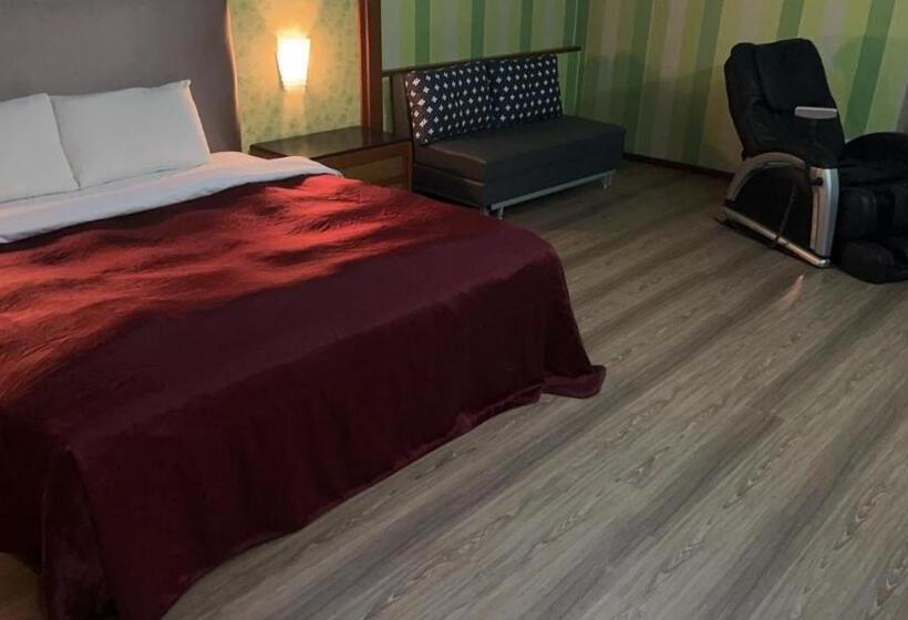 اتاق لوکس, Hua Xiang Motel   Fengshan