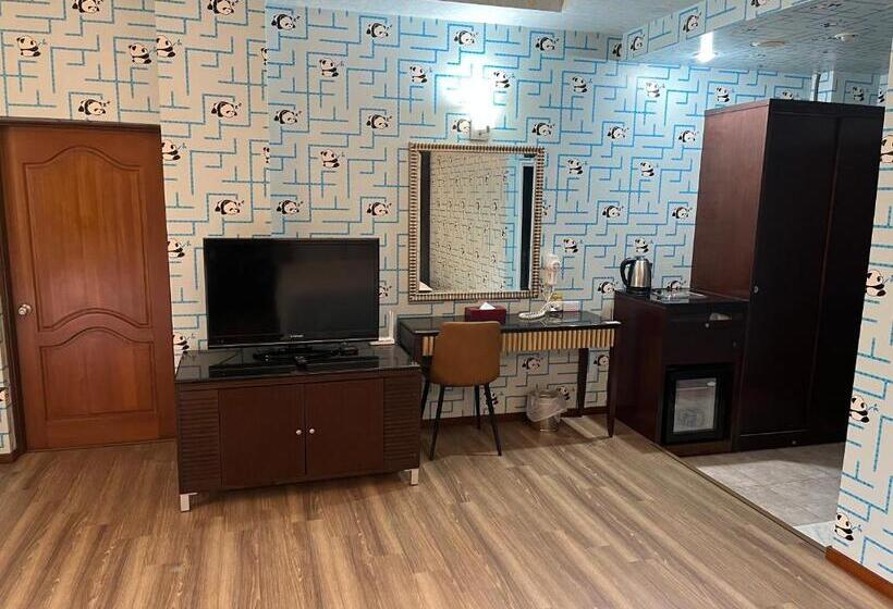 اتاق سوپریور خانوادگی, Hua Xiang Motel Fengshan