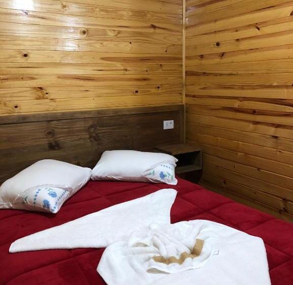 غرفة قياسية داخلية, Pousada Santa Terezinha