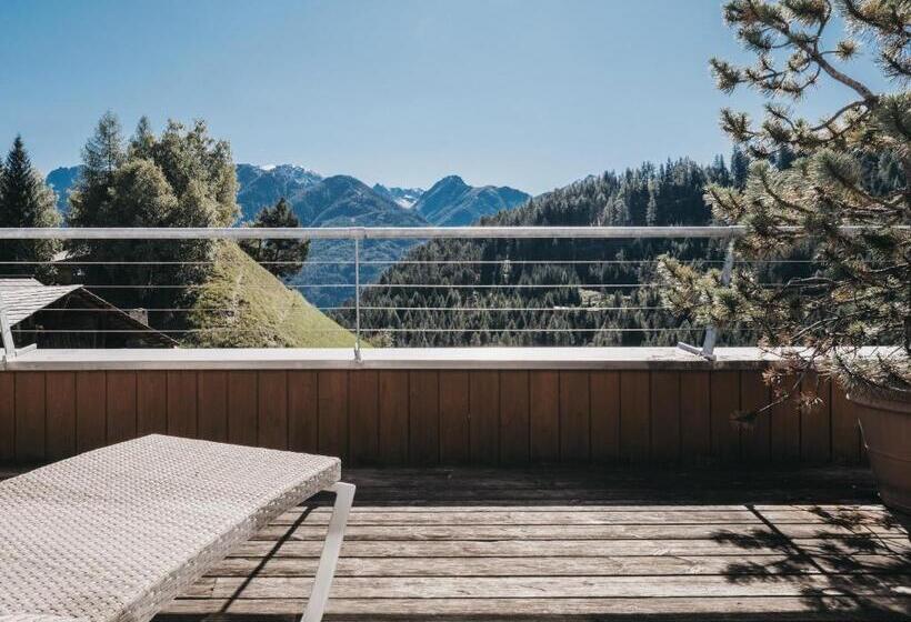 Superior studio with view, Vaya Terrazena Serfaus