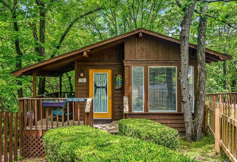 کابین, The Woods Cabins