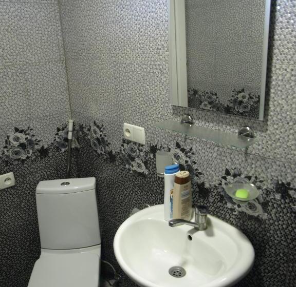 اتاق لوکس, Guest House Ebralidze
