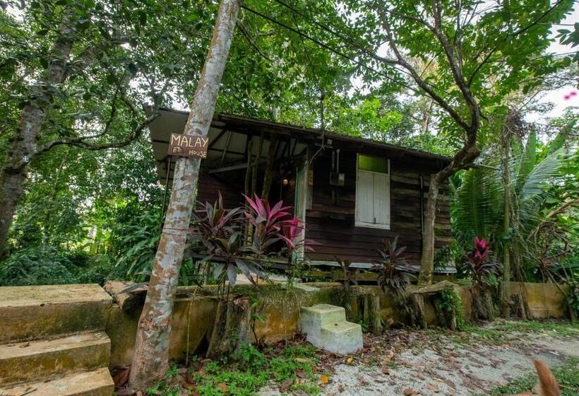 غرفة قياسية مطلّة علي الحديقة, Nature Fruit Farm   Private Estate