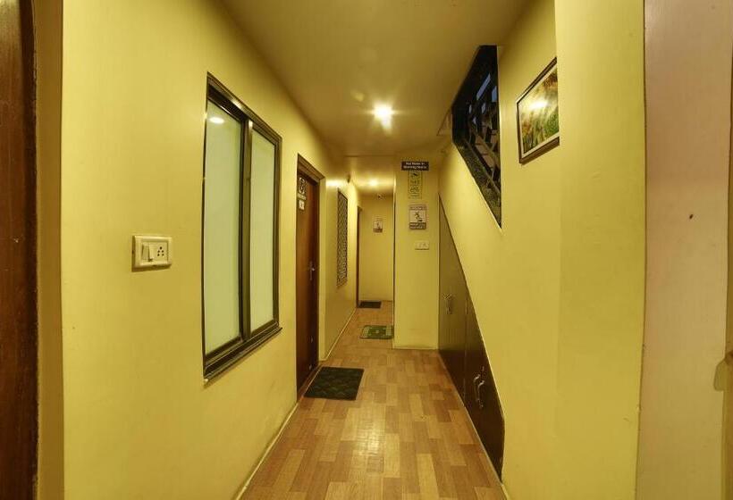 غرفة ديلوكس, Shaleen Elegance Homestay Nakki Lake 400 Meters