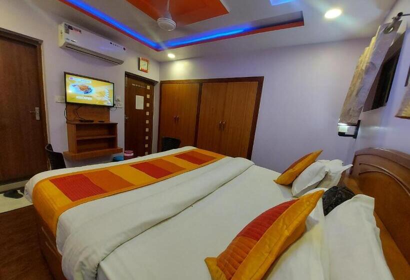 غرفة ديلوكس, Shaleen Elegance Homestay Nakki Lake 400 Meters