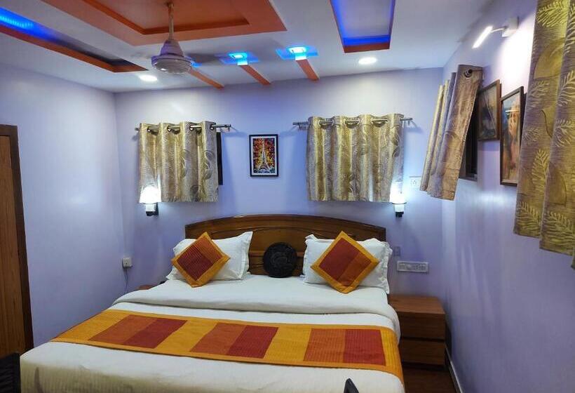 غرفة ديلوكس, Shaleen Elegance Homestay Nakki Lake 400 Meters