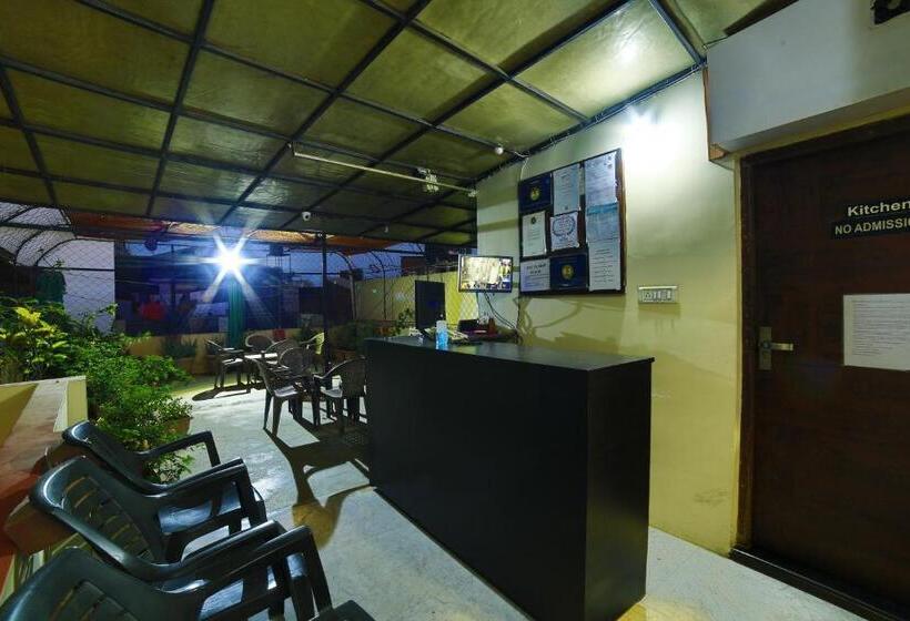 غرفة قياسية مزوَّدة بتراس, Shaleen Elegance Homestay Nakki Lake 400 Meters