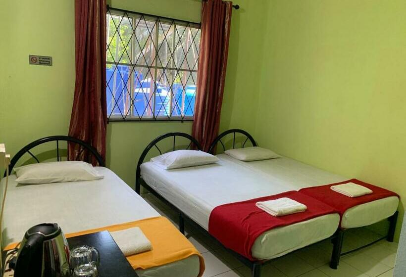 Standard Kolmen Hengen Huone, Rtms Guesthouse Semporna