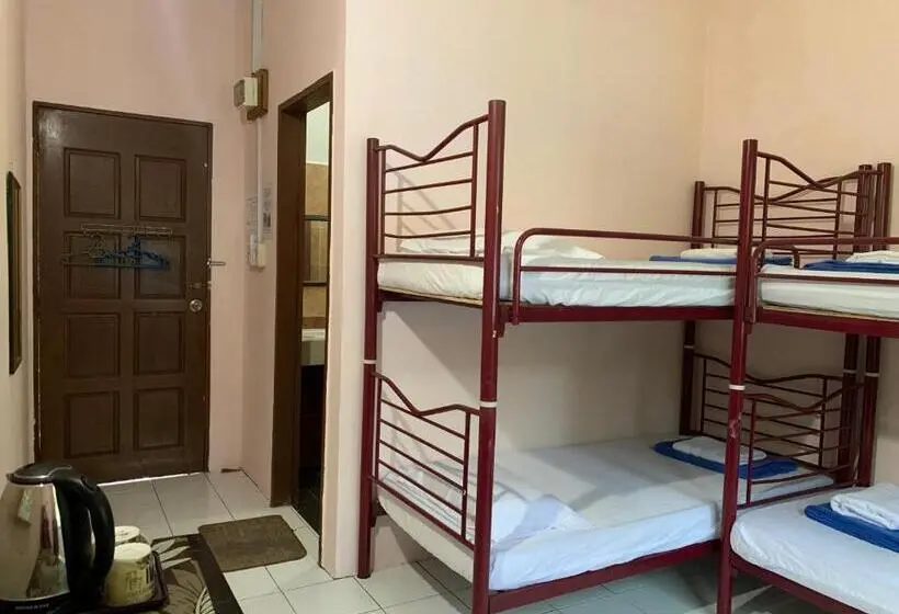 スタンダード４人部屋, Rtms Guesthouse Semporna