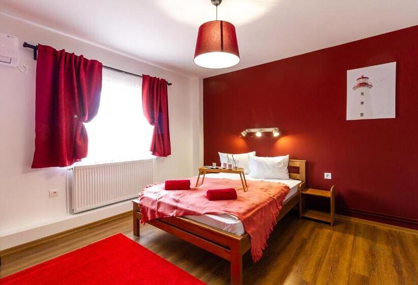 Deluxe Rum, Airport Károly Centrál