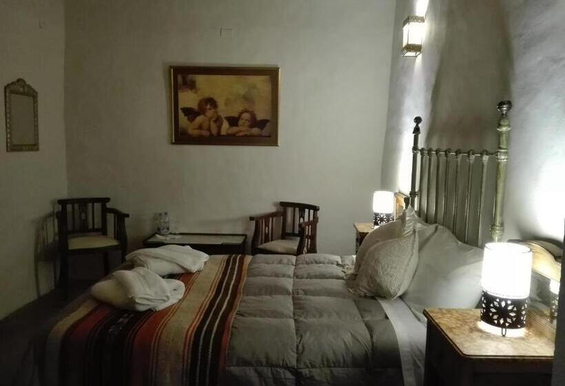 سوییت, Sendero De Las Cabras