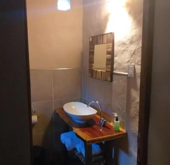 スタンダード４人部屋, Sendero De Las Cabras