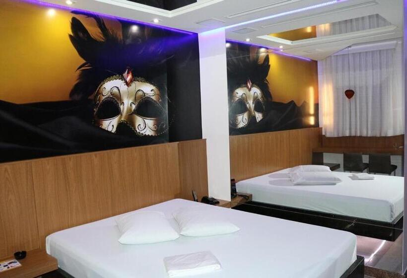 スイート, Motel Fuego