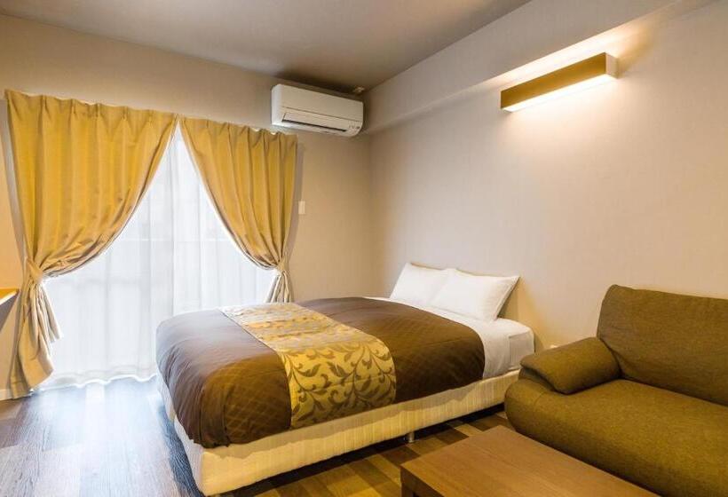 Quarto Estandar, Mr.kinjo In Nishizaki