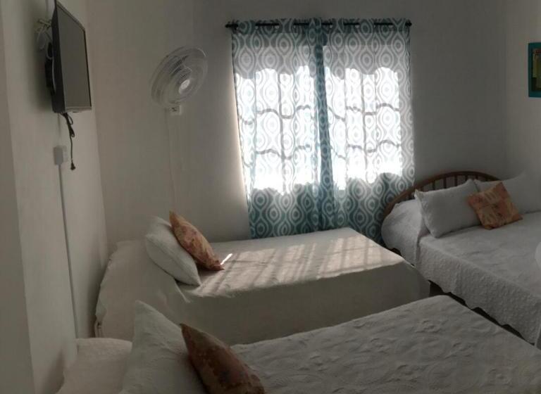 Standard Quadruple Room, Helena S Place