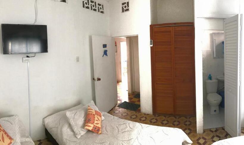 Standard Triple Room, Helena S Place