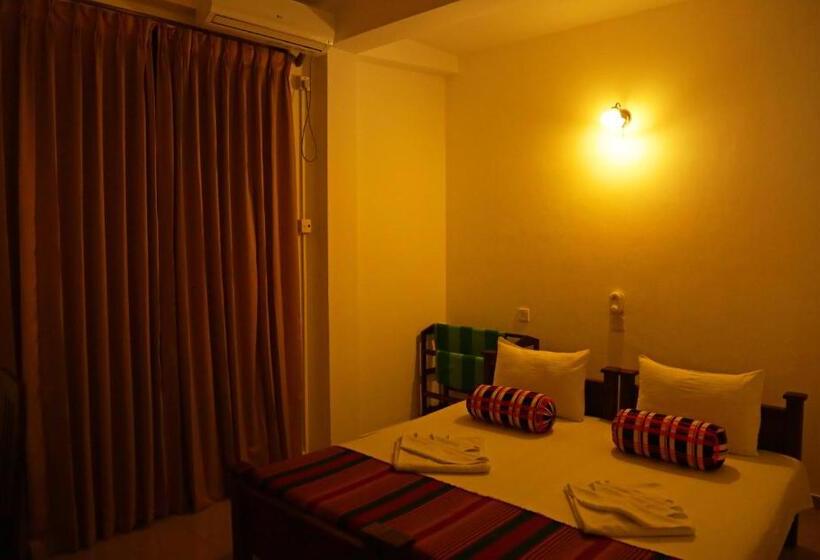 חדר סופריור, Vishmee Holiday Inn