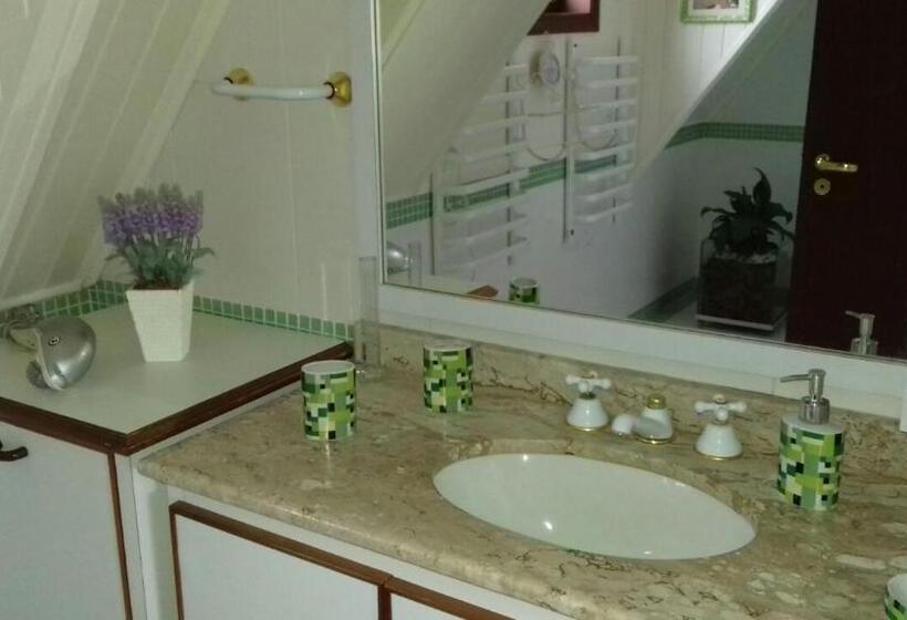 Люкс Deluxe Кровать Кинг, Pousada Toca Dos Tucanos