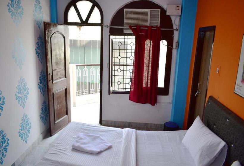 غرفة قياسية, Sandhya Guest House Varanasi Near Ganga River