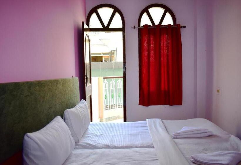 غرفة قياسية, Sandhya Guest House Varanasi Near Ganga River