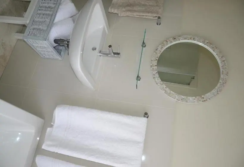 Standard-huone, The Winelands Guest House