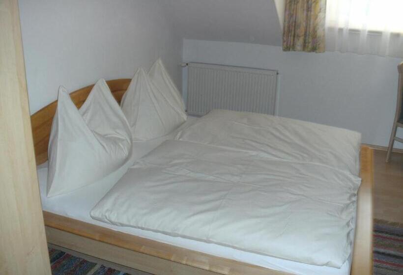 Номер Стандарт, Pension Waldhof