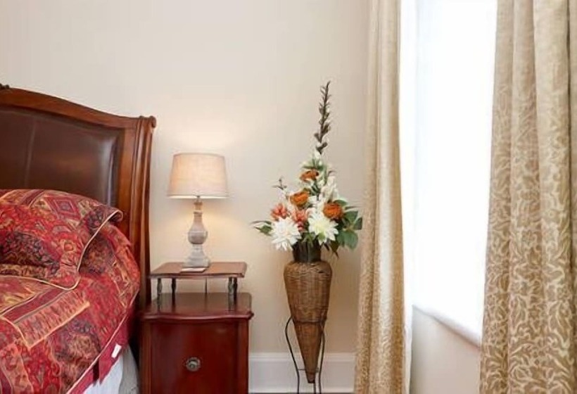 Люкс, Cheltenham Suites