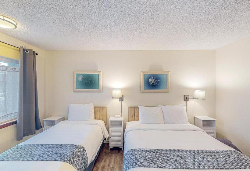 إستوديو ديلوكس, Lamplighter Inn