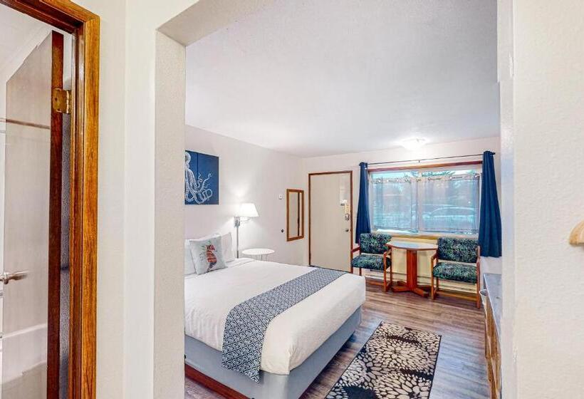 Студия Superior, Lamplighter Inn