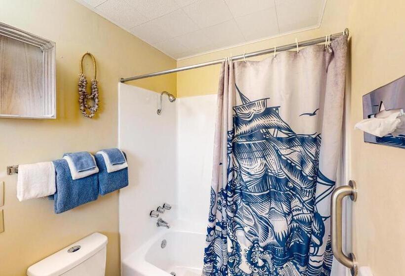 إستديو عائلى, Lamplighter Inn