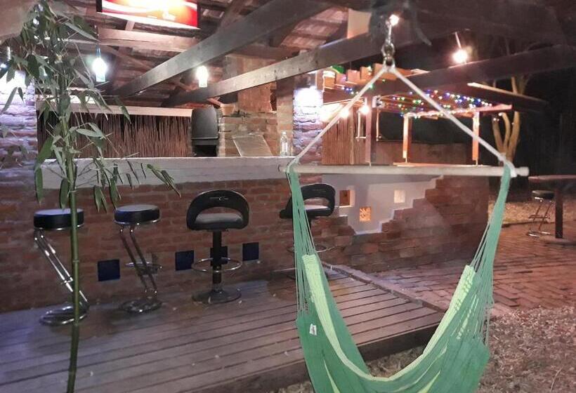 Familjerum Trädgårdsutsikt, Owlcastle Bagolyvár